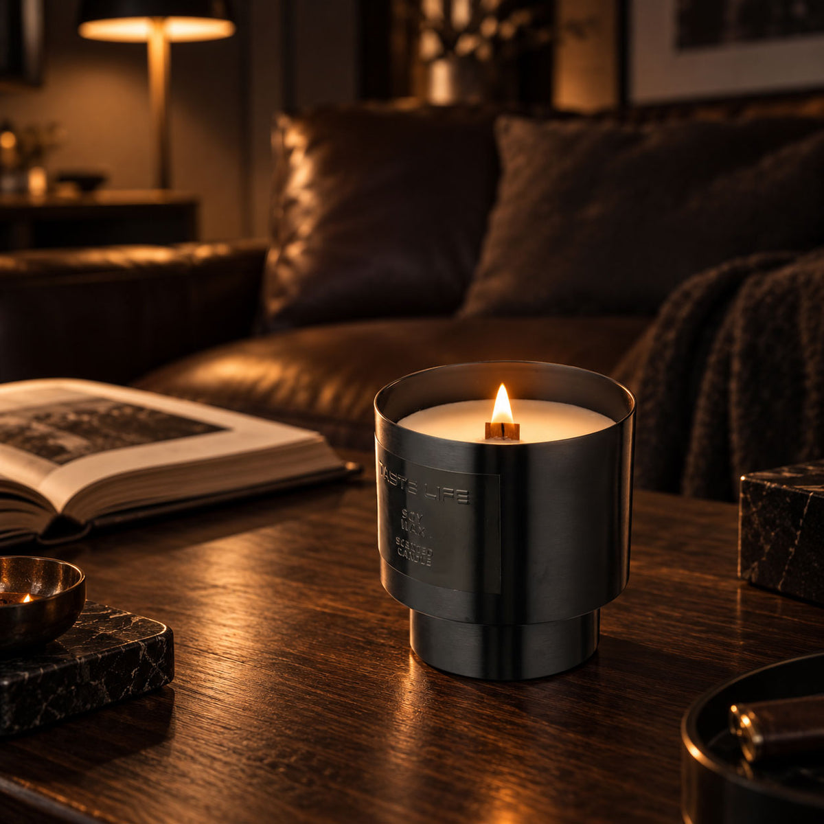 Teakwood & Tobacco Soy Candle with Crackling Wood Wick
