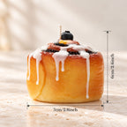 Realistic Cinnamon Roll Dessert Candle – Cinnamon & Clove Soy Candle