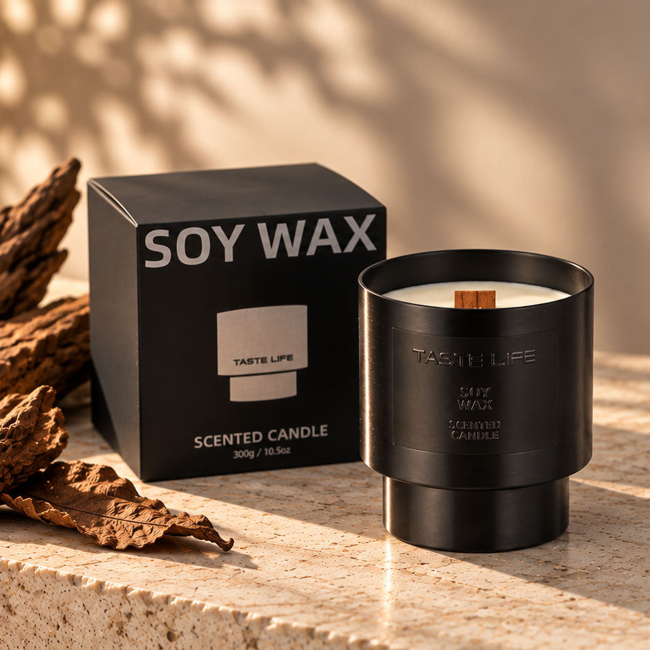 Teakwood & Tobacco Soy Candle with Crackling Wood Wick